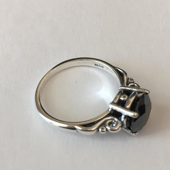 Jewelry - 2.54cts Genuine Black Diamond Ring